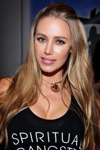 Nicole Aniston – Bild 1