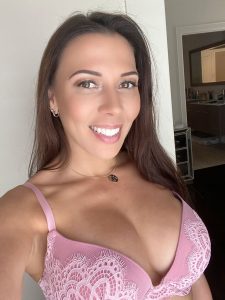 Rachel Starr: Profil, Steckbrief und Portale