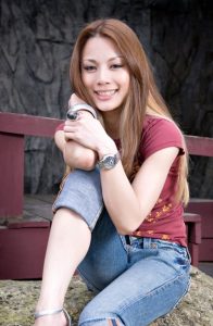 Wanita Tan