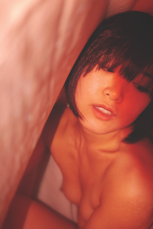 Under the sheets with Jess