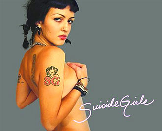 Suicide Girls: alternatives Pin-up-Porträt im Tattoo- und Punk-Stil