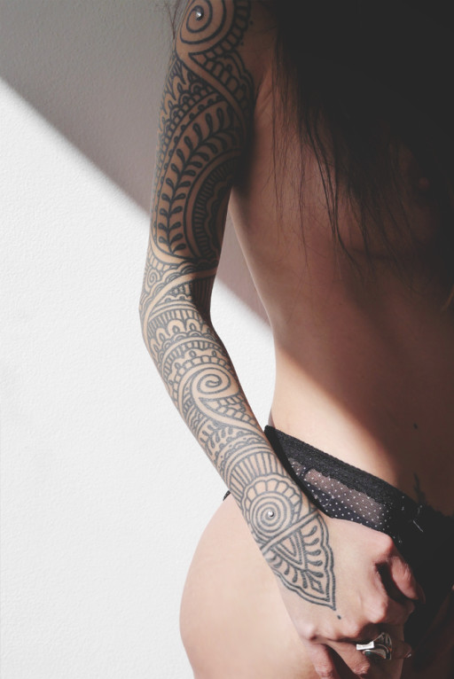 Cam